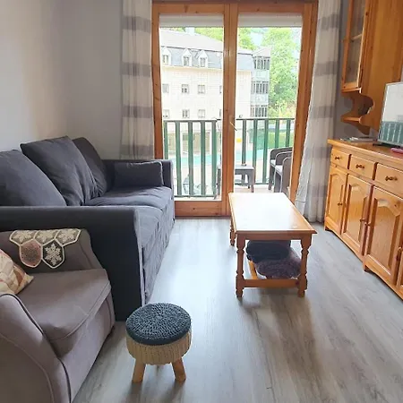 Somport Bienvenidos A Family Apartman *