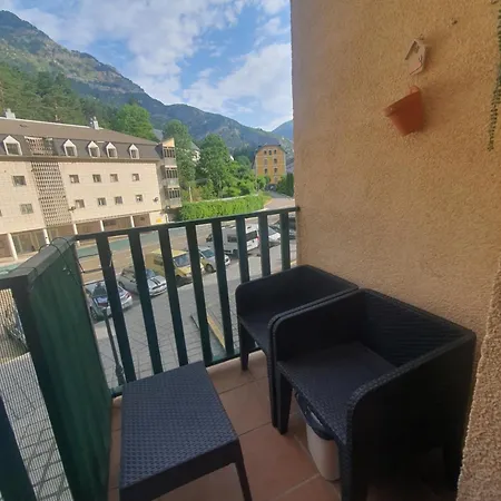 Somport Bienvenidos A Family 아파트